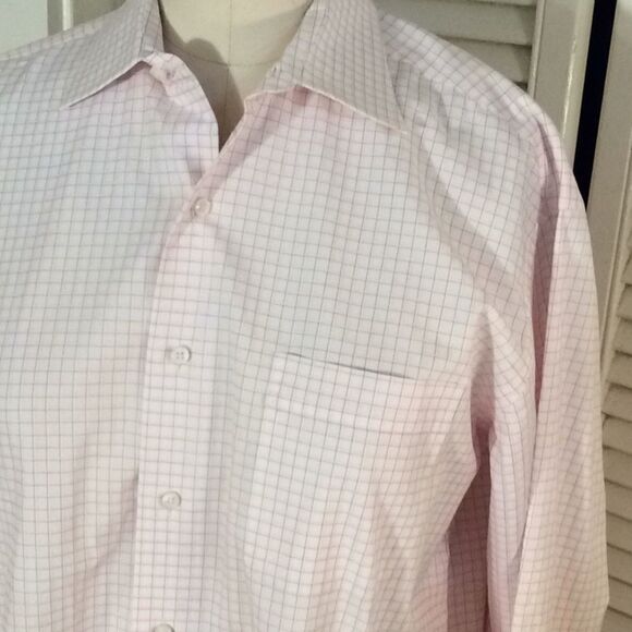 TommyBahama Men’s Gingham ButtonDown Cotton Shirt - Picture 2 of 8